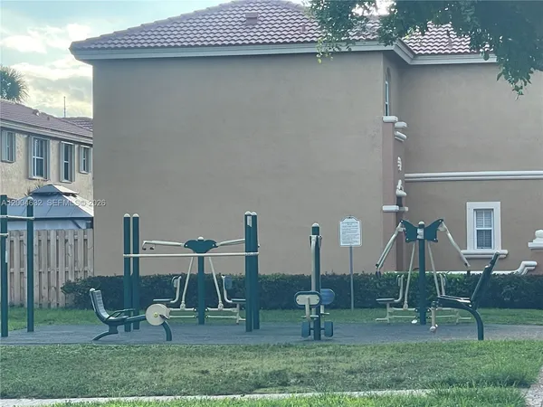 $3,200 | 8423 Northwest 138th Terrace, Unit 2804, Miami Lakes, FL 33016