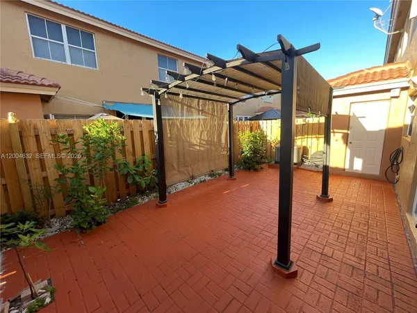 $3,200 | 8423 Northwest 138th Terrace, Unit 2804, Miami Lakes, FL 33016