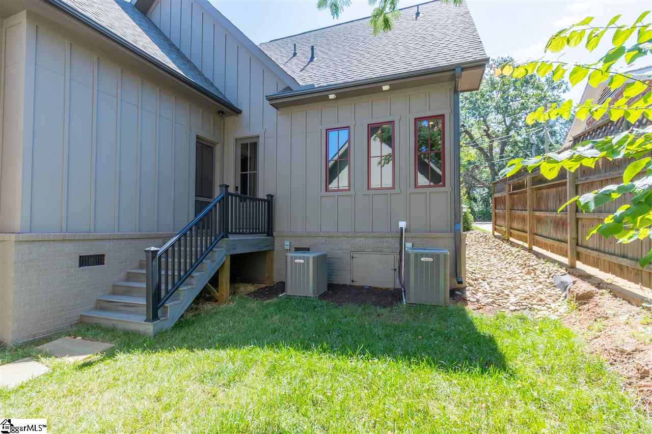 18 Old Augusta Road Greenville, SC 29605 - Photo 5 of 36 Gallery Image 5