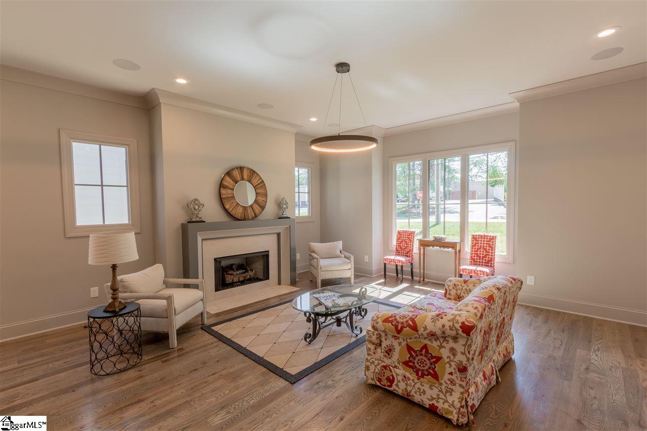 18 Old Augusta Road Greenville, SC 29605 - Photo 8 of 36 Gallery Image 8