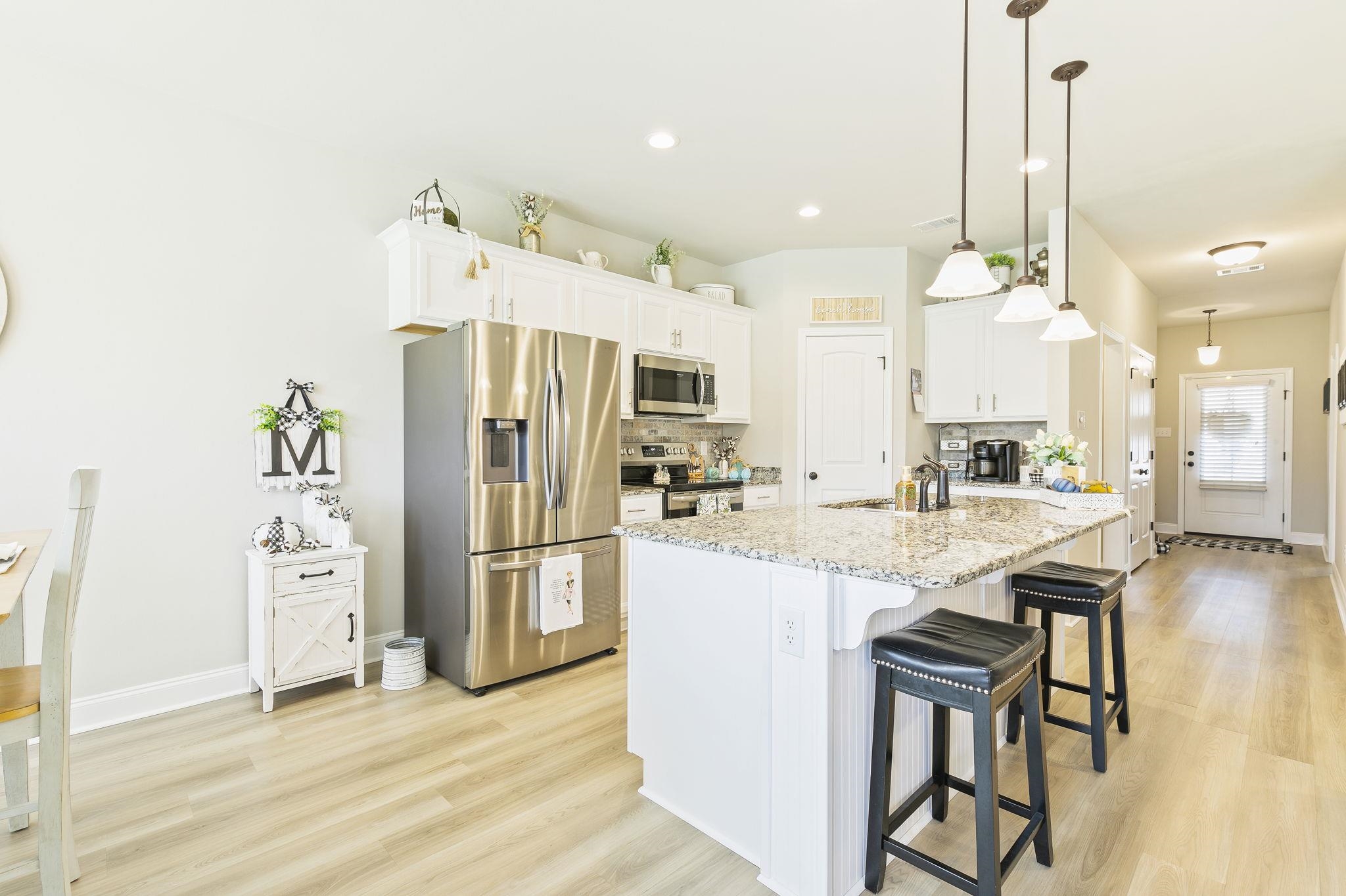 910 Gibson Court Foley, AL 36535 - Photo 22 of 66 Kitchen