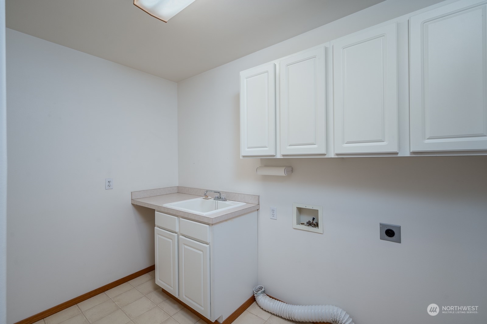 4612 Joey Road Northeast Moses Lake, WA 98837 - Photo 12 of 26 Gallery Image 12