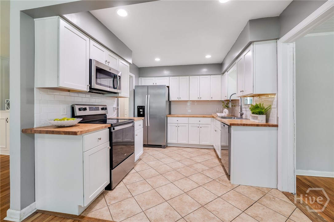 4 Hopecrest Avenue Savannah, GA 31406 - Photo 10 of 34