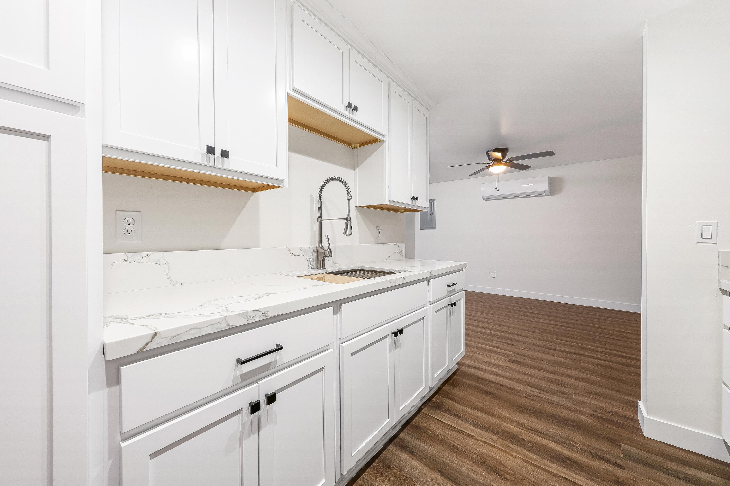 6532 Backus Road Mojave, CA 93501 - Photo 27 of 60 Kitchen- Guest House 2