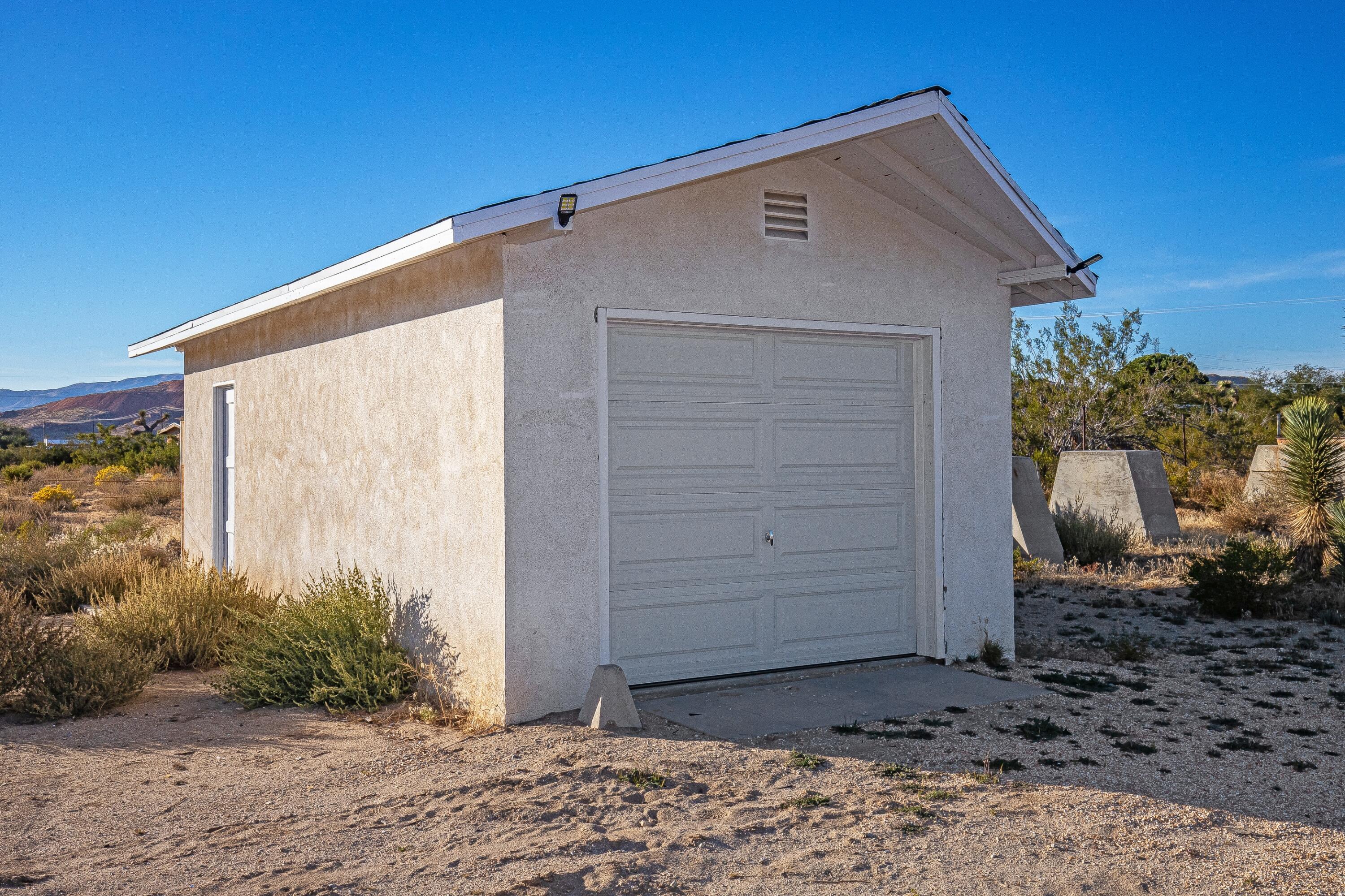 6532 Backus Road Mojave, CA 93501 - Photo 32 of 60 Structure