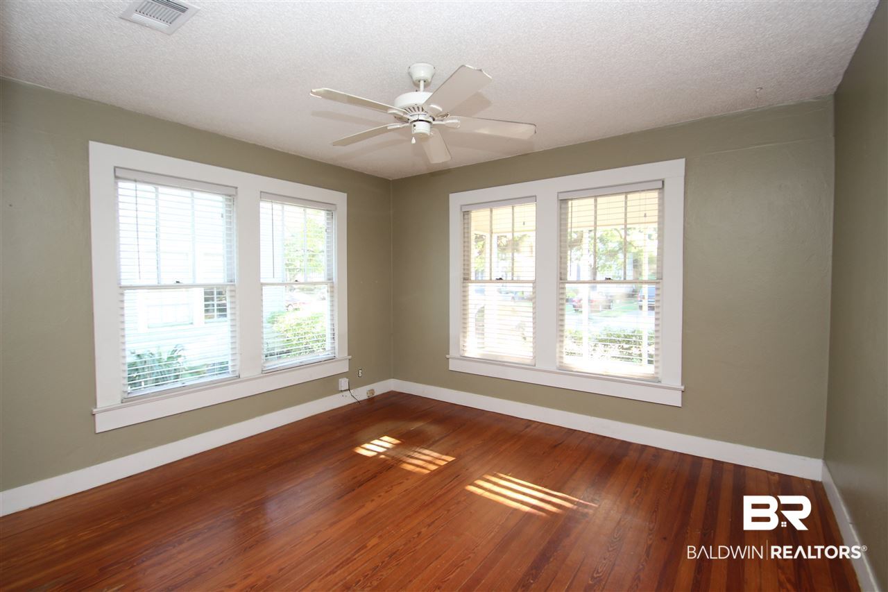 112 Florence Place Mobile, AL 36607 - Photo 10 of 14