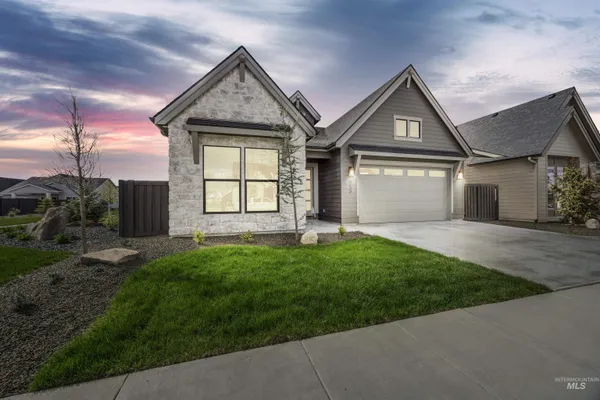$699,777 | 959 East Crescendo Street, Meridian, ID 83642