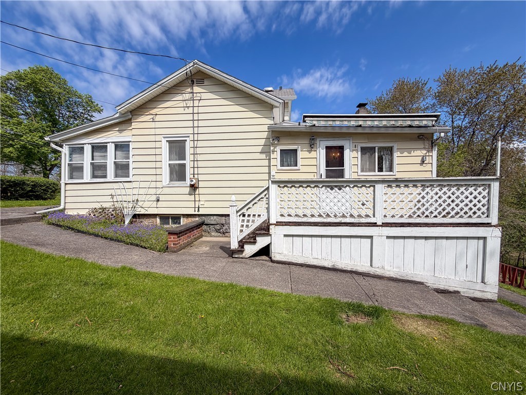 250 State Street Auburn, NY 13021 - Photo 4 of 31