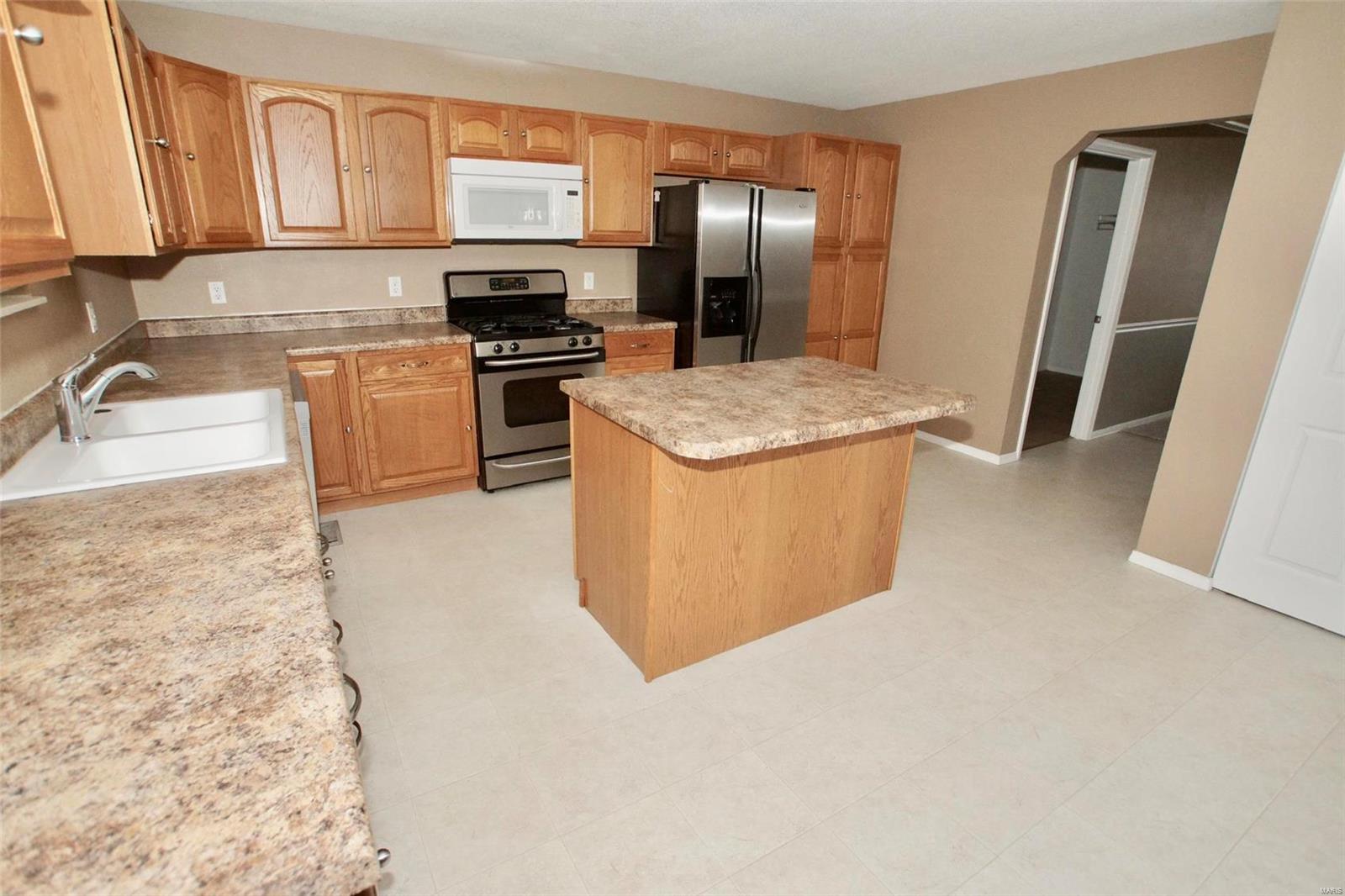 417 Wiegerstown Road O'Fallon, IL 62269 - Photo 13 of 49 Gallery Image 13