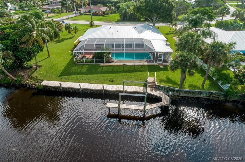 1194 Northwest Spruce Ridge Drive Stuart, FL 34994 - Photo 5 of 34 Gallery Image 5
