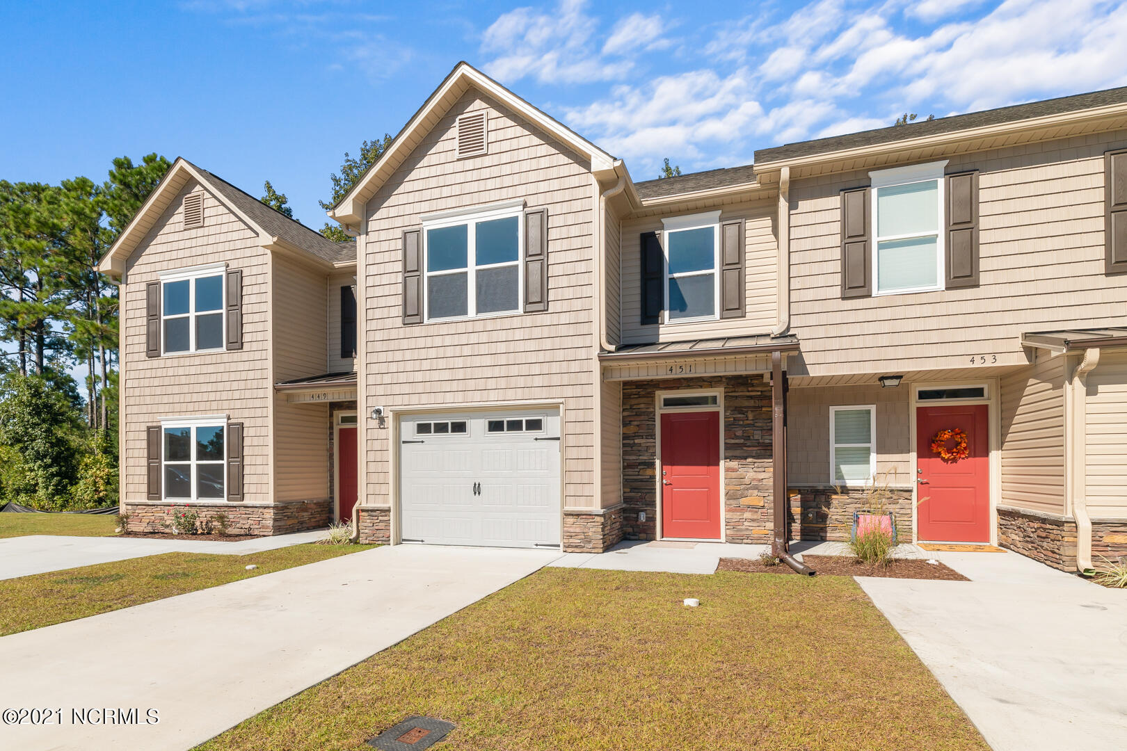 451 Sullivan Loop Road Midway Park, NC 28544 - Photo 3 of 39
