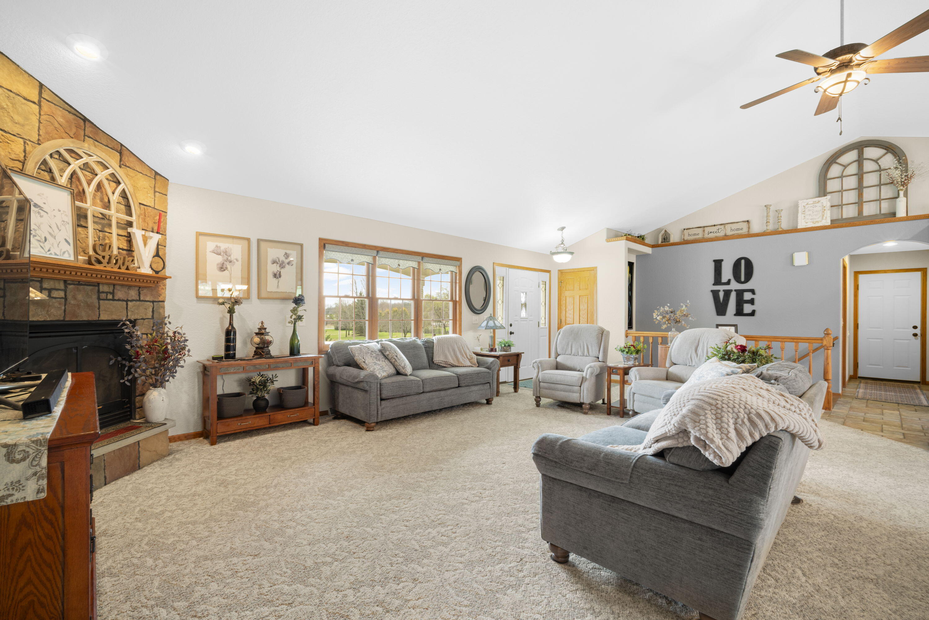 7475 Country View Lane West Bend, WI 53090 - Photo 8 of 46 6_imgDSC06293