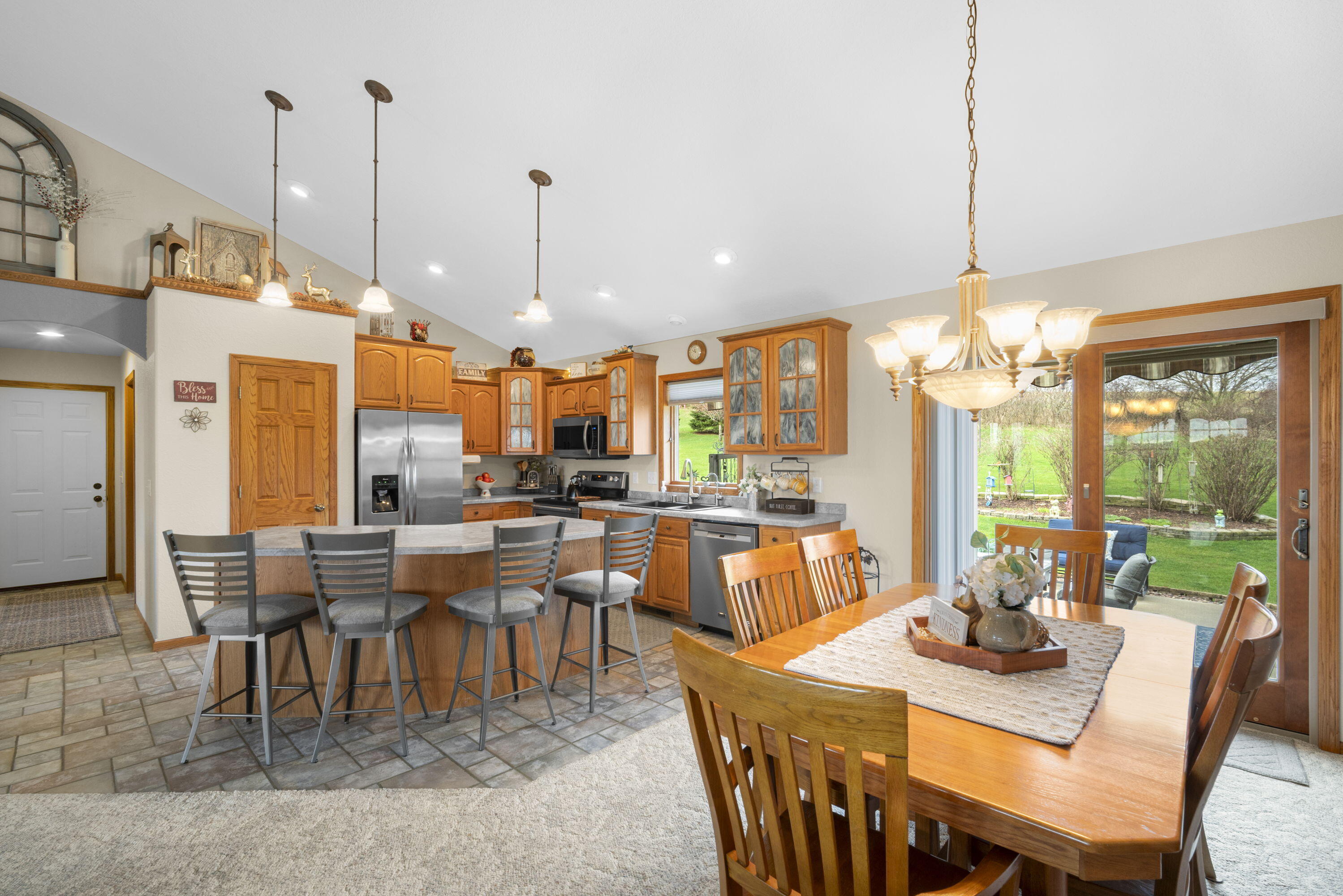 7475 Country View Lane West Bend, WI 53090 - Photo 10 of 46 8_imgDSC06303