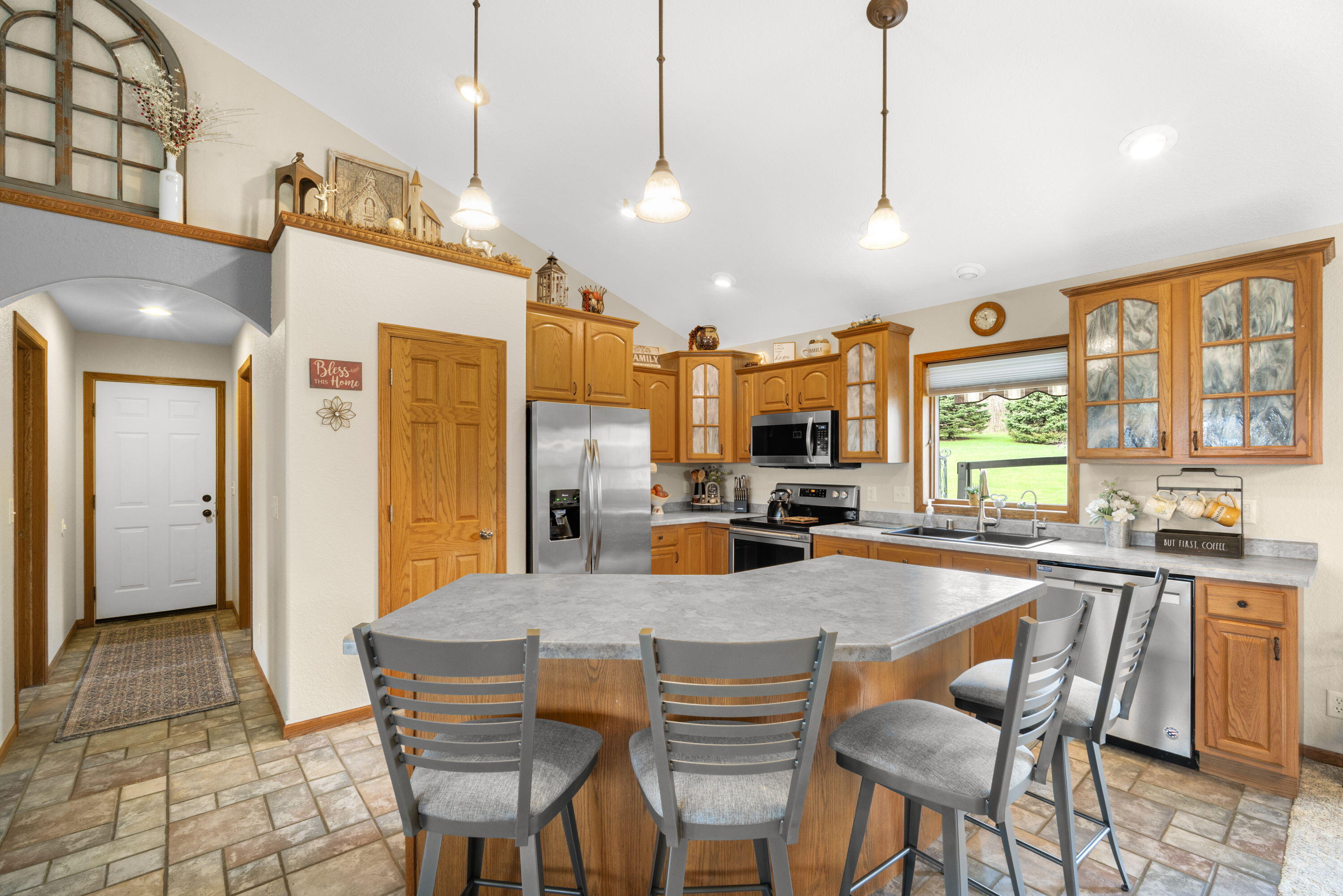 7475 Country View Lane West Bend, WI 53090 - Photo 11 of 46 9_imgDSC06308