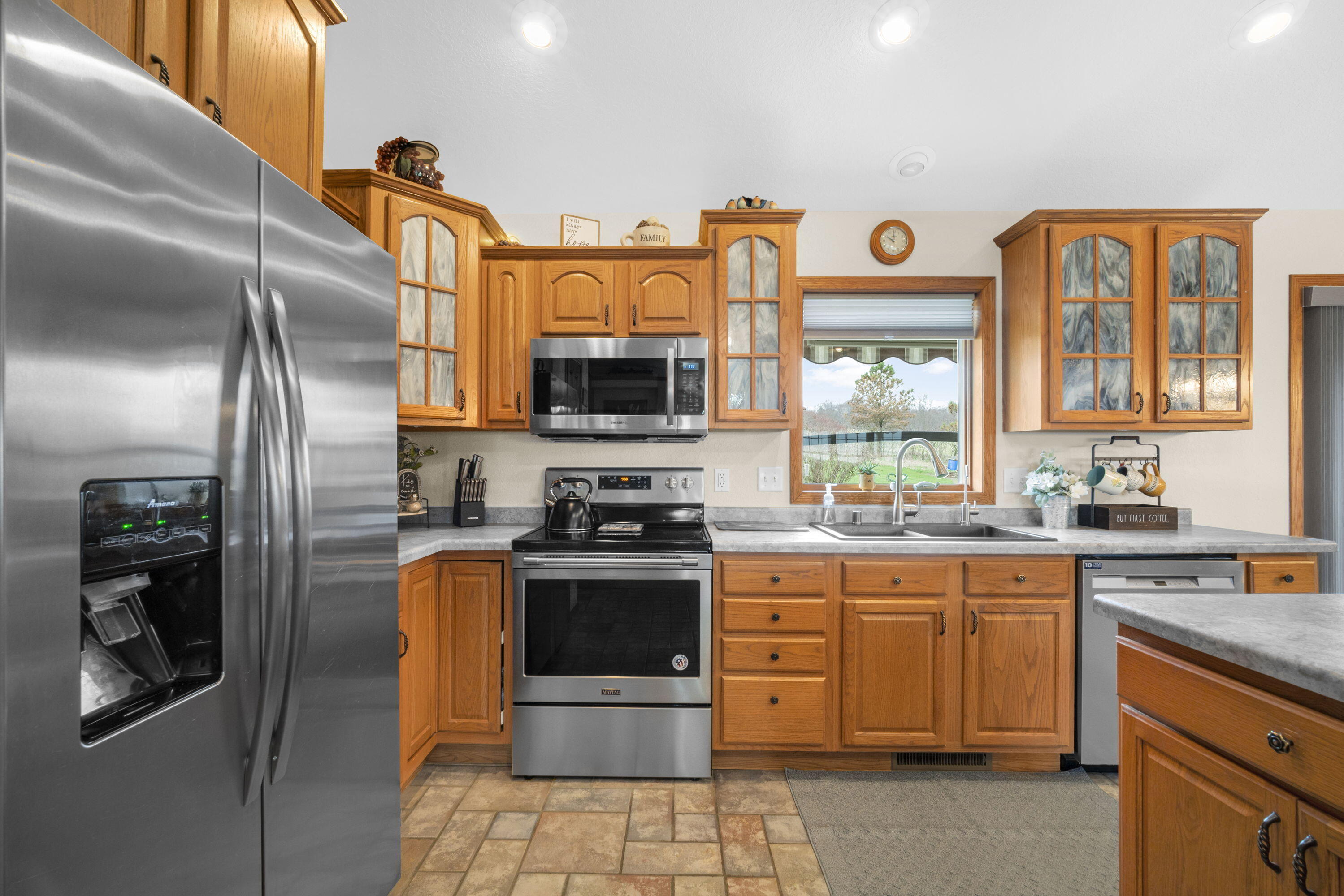 7475 Country View Lane West Bend, WI 53090 - Photo 12 of 46 10_imgDSC06313
