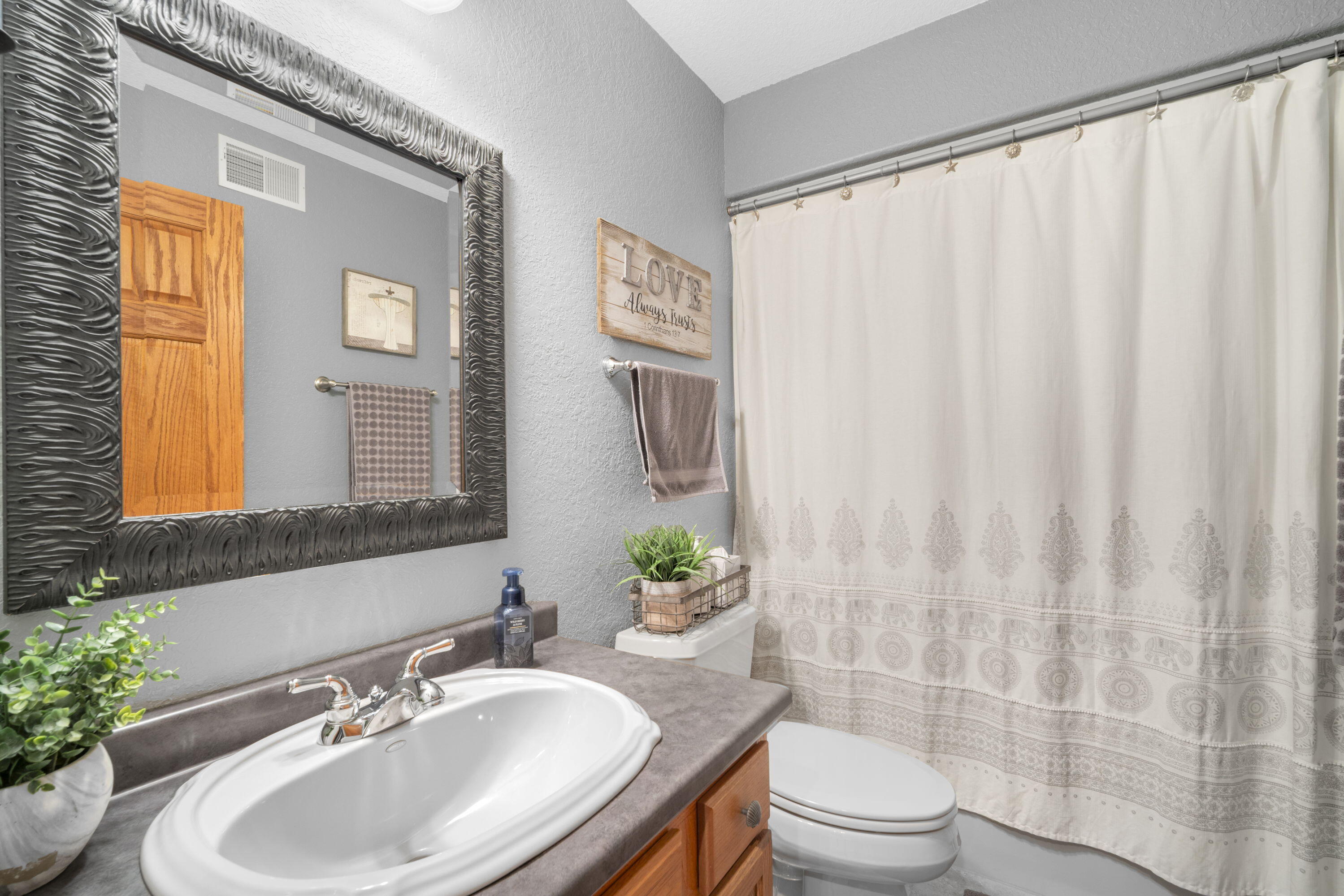 7475 Country View Lane West Bend, WI 53090 - Photo 16 of 46 14_imgDSC06328