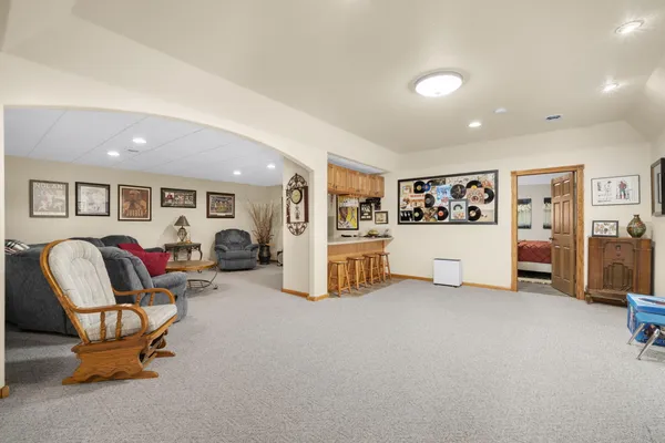 $749,900 | 7475 Country View Lane, West Bend, WI 53090