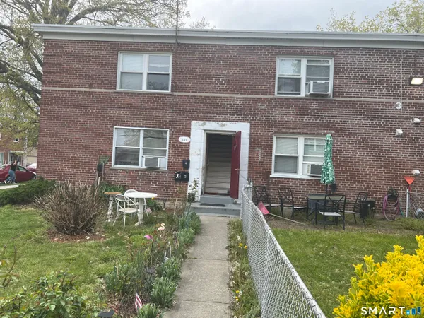 $27,000 | 3 Granfield Avenue, Unit D, Bridgeport, CT 06610