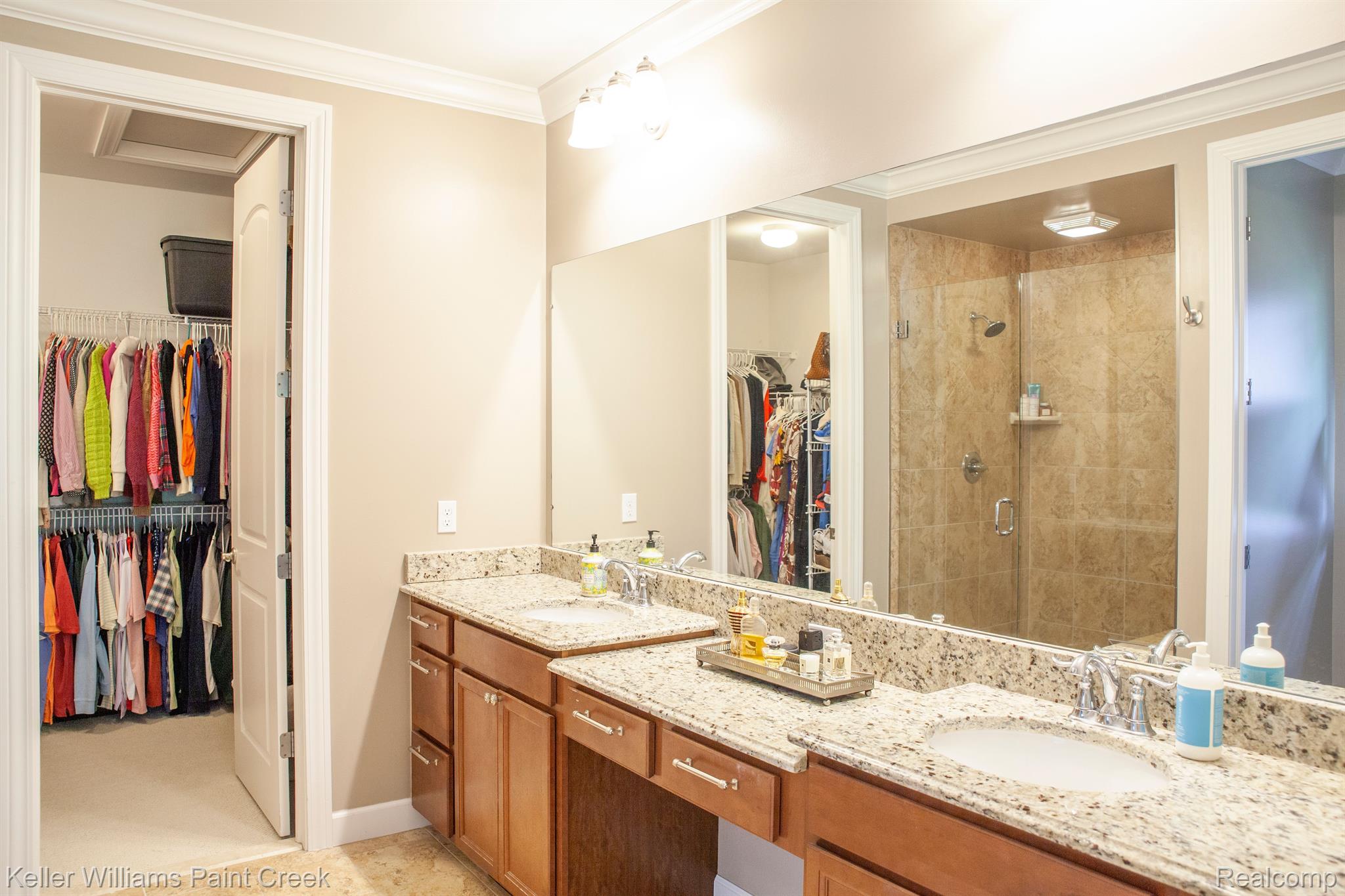 5514 Woodfall Road Clarkston, MI 48348 - Photo 22 of 53 Primary Bathroom