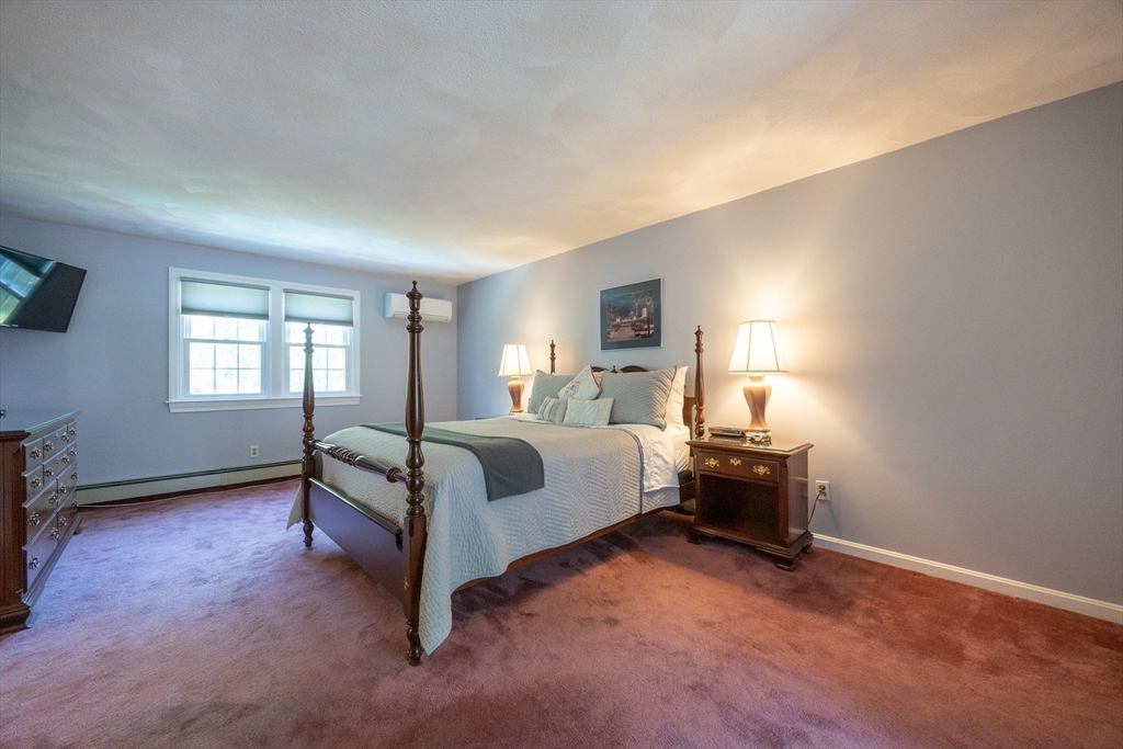 165 Roundtop Road Marlborough, MA 01752 - Photo 20 of 32