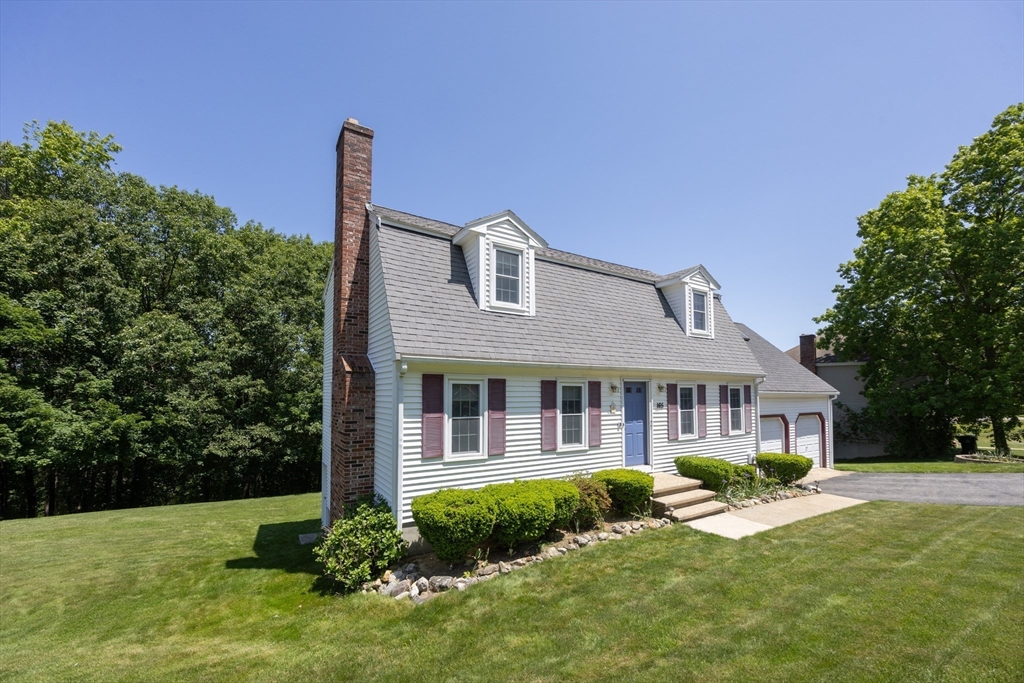 165 Roundtop Road Marlborough, MA 01752 - Photo 2 of 32