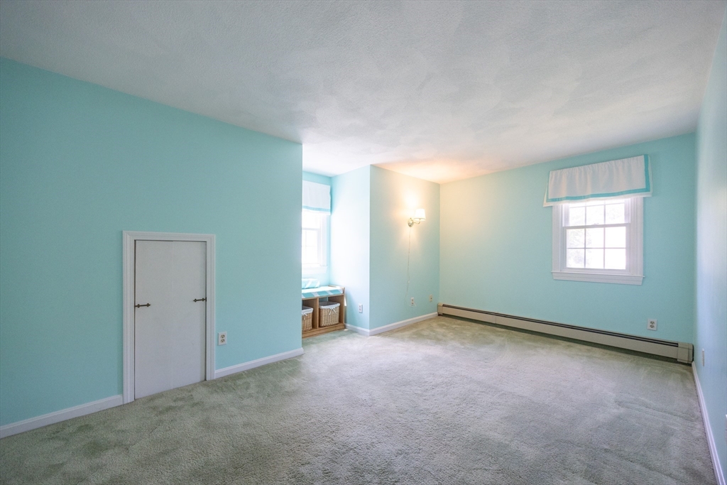 165 Roundtop Road Marlborough, MA 01752 - Photo 25 of 32