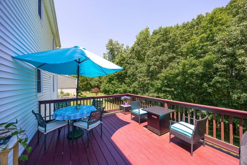 165 Roundtop Road Marlborough, MA 01752 - Photo 29 of 32