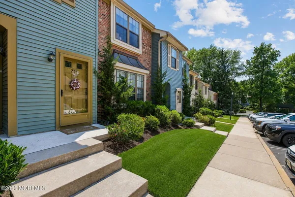 $399,000 | 233 Perth Hill Court, Aberdeen, NJ 07747