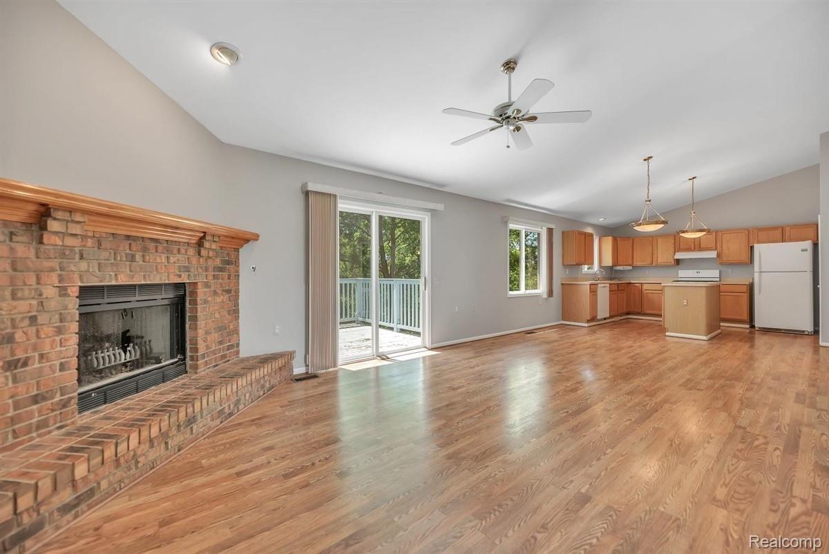 9204 Ridge Road Goodrich, MI 48438 - Photo 8 of 52 08-9204 Ridge Rd.WindowStill-Real-E