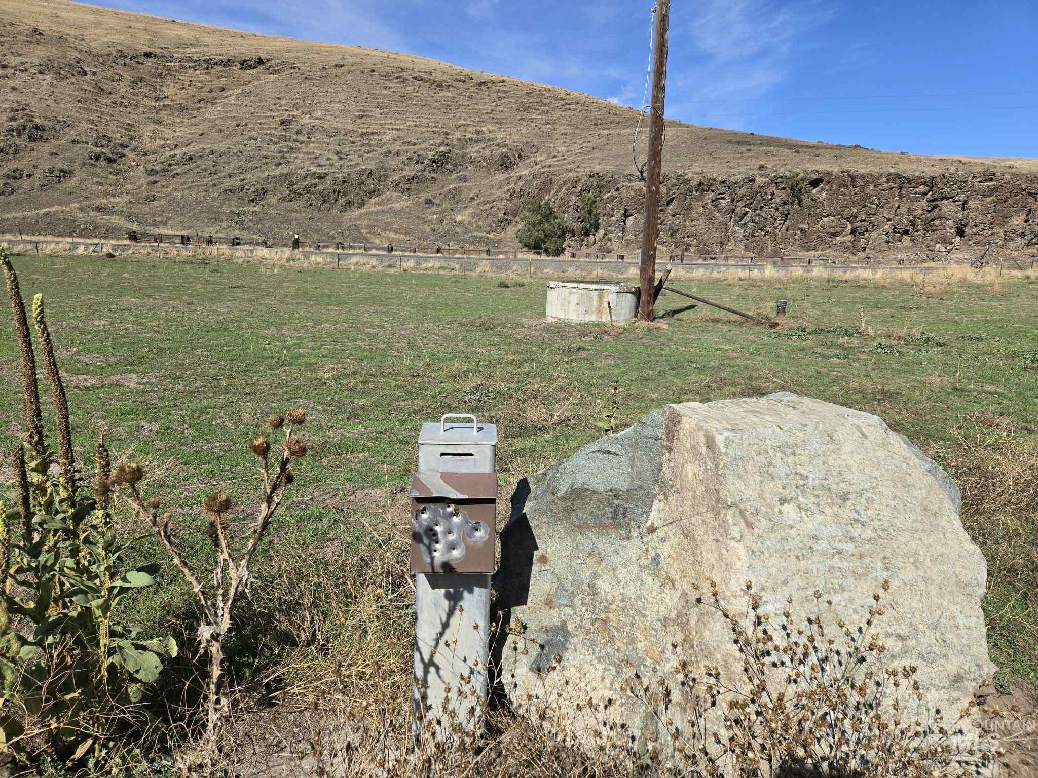 13761 Asotin Creek Road Asotin, WA 99402 - Photo 22 of 44