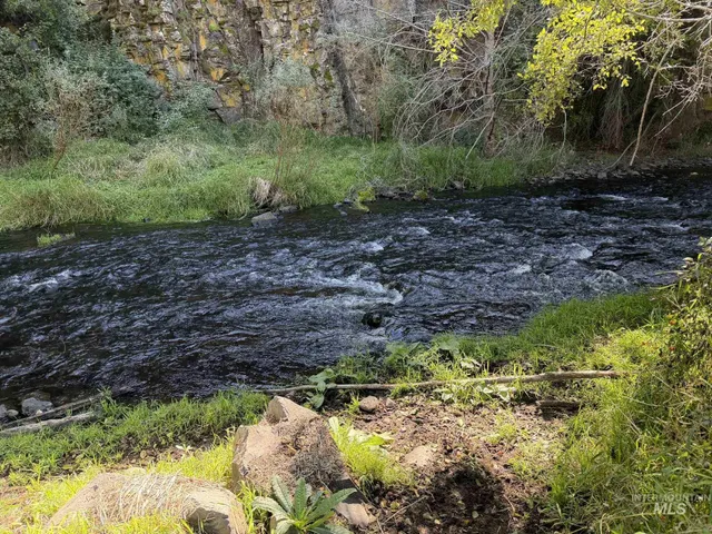 $530,000 | 13761 Asotin Creek Road, Asotin, WA 99402