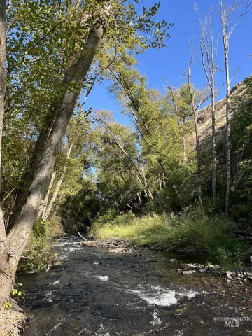 $530,000 | 13761 Asotin Creek Road, Asotin, WA 99402