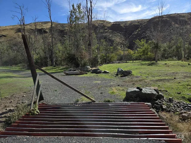 $530,000 | 13761 Asotin Creek Road, Asotin, WA 99402