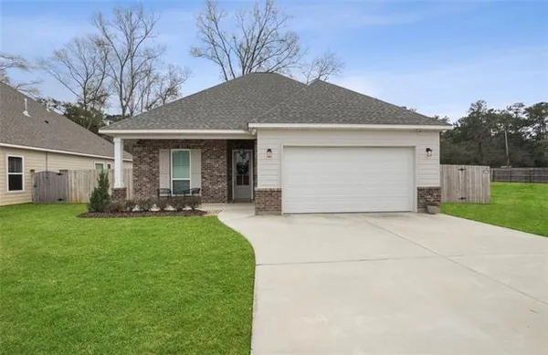 $375,000 | 4064 Monarch Lane, Covington, LA 70433