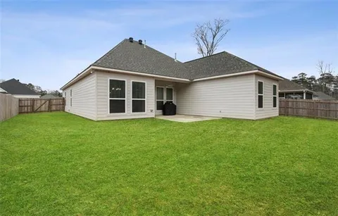 $375,000 | 4064 Monarch Lane, Covington, LA 70433