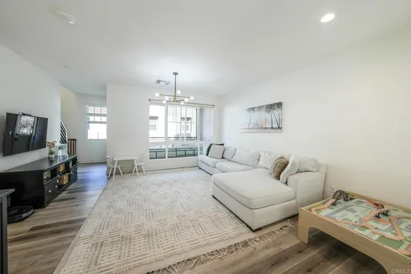 $5,200 | 13054 Lumen Way, San Diego, CA 92130