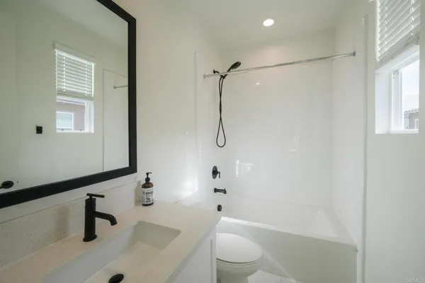 $5,200 | 13054 Lumen Way, San Diego, CA 92130