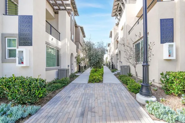 $5,200 | 13054 Lumen Way, San Diego, CA 92130