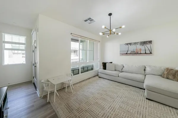 $5,200 | 13054 Lumen Way, San Diego, CA 92130
