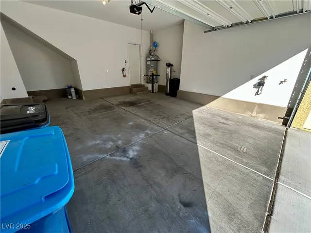 $1,900 | 25 Barbara Lane, Unit 17, Las Vegas, NV 89183