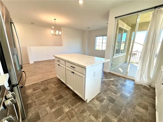 $1,900 | 25 Barbara Lane, Unit 17, Las Vegas, NV 89183