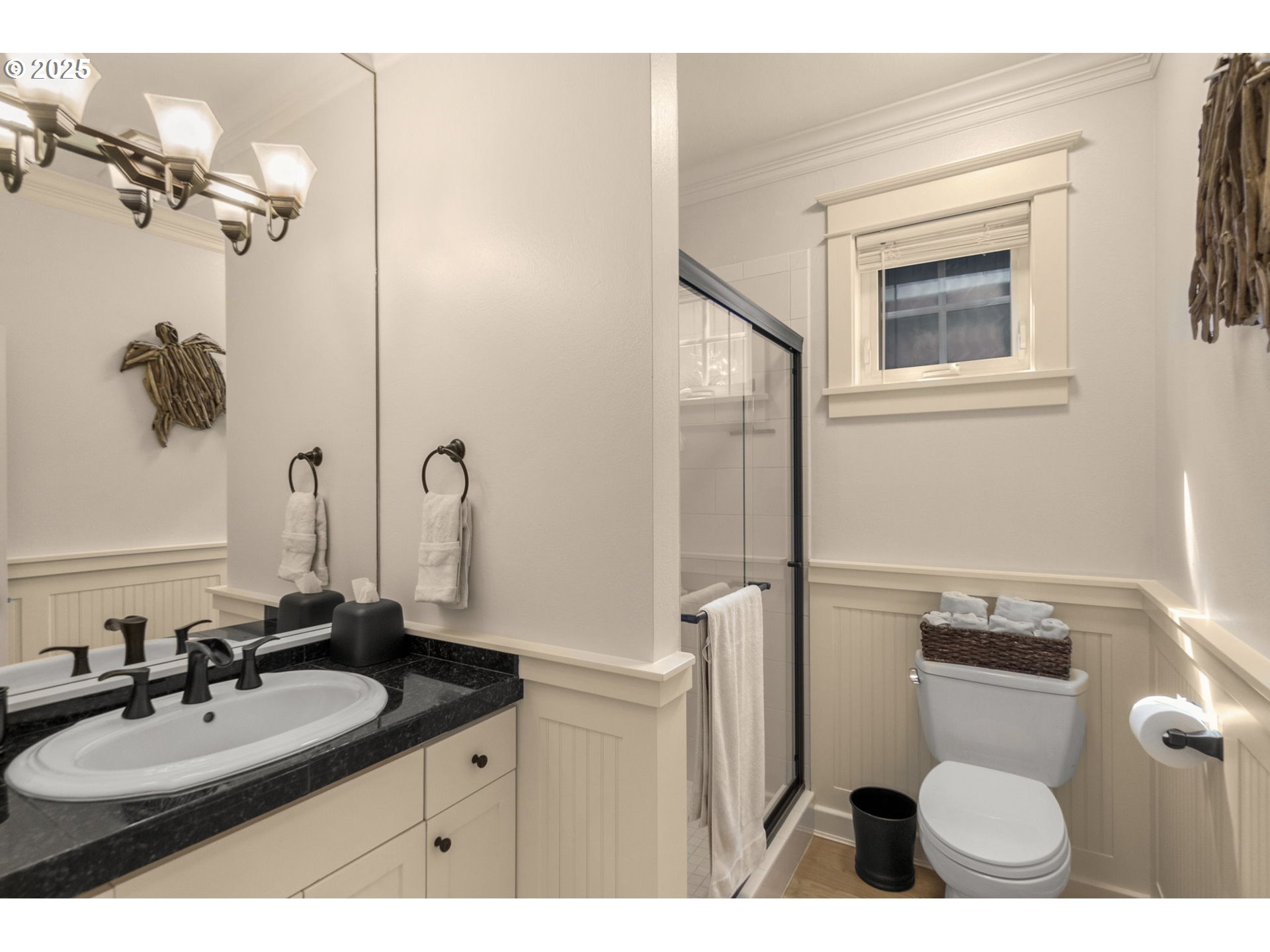 17104 Cedar Road Lake Oswego, OR 97034 - Photo 18 of 39 Gallery Image 18