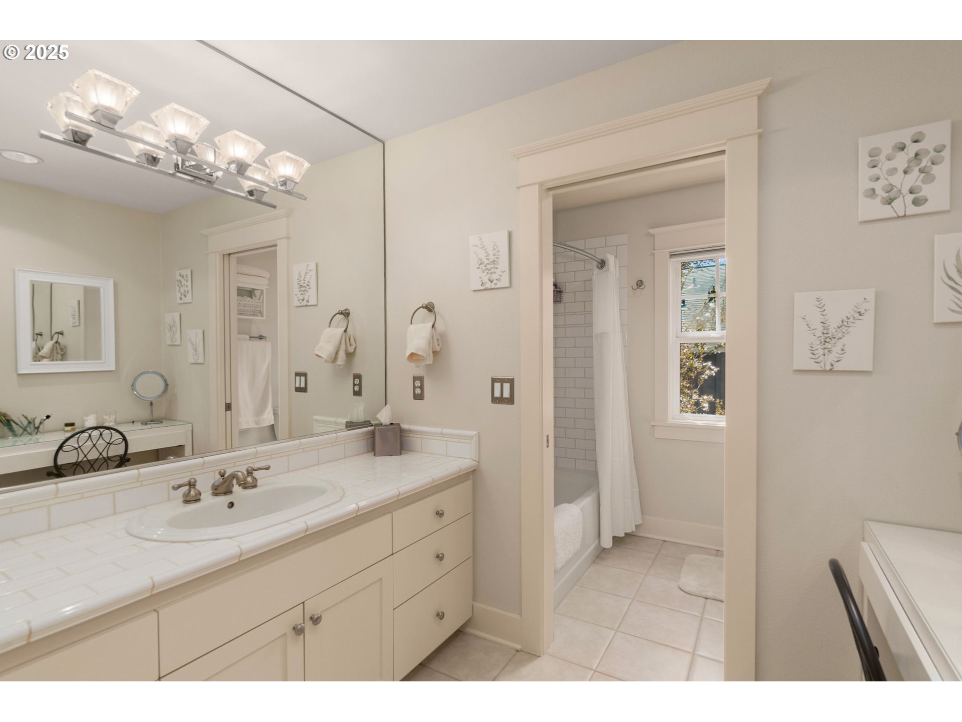 17104 Cedar Road Lake Oswego, OR 97034 - Photo 27 of 39 Gallery Image 27