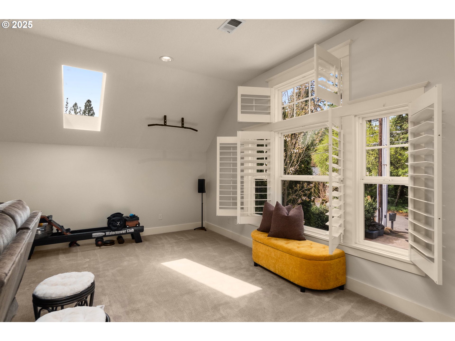 17104 Cedar Road Lake Oswego, OR 97034 - Photo 30 of 39 Gallery Image 30