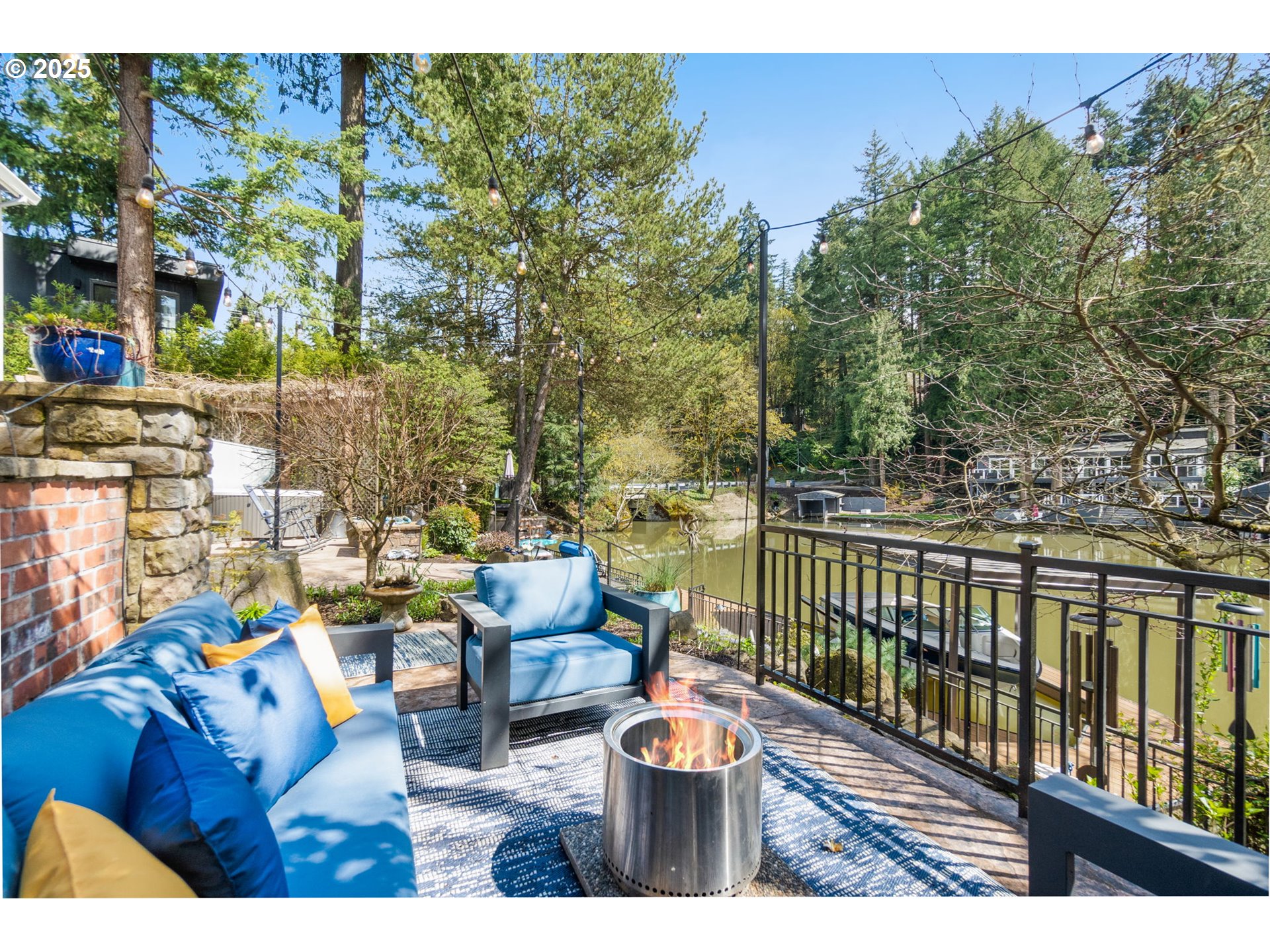 17104 Cedar Road Lake Oswego, OR 97034 - Photo 36 of 39 Gallery Image 36