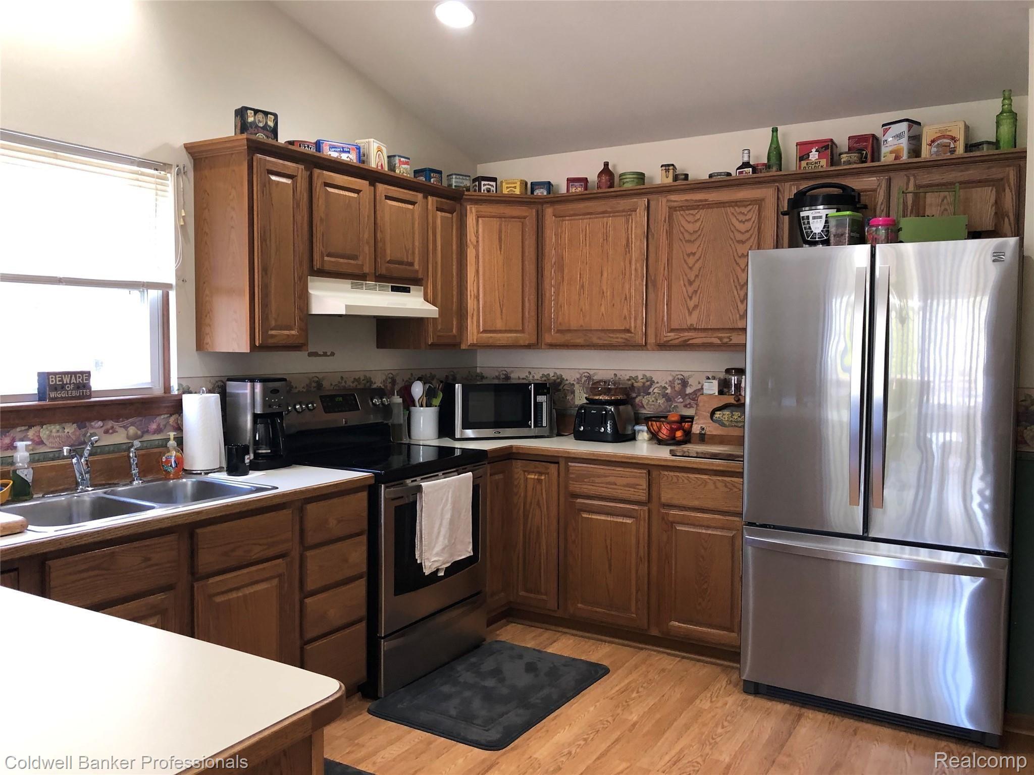 72 Barnes Lake Road North Branch, MI 48461 - Photo 4 of 40 Roomy kitchen plenty of space for food prep