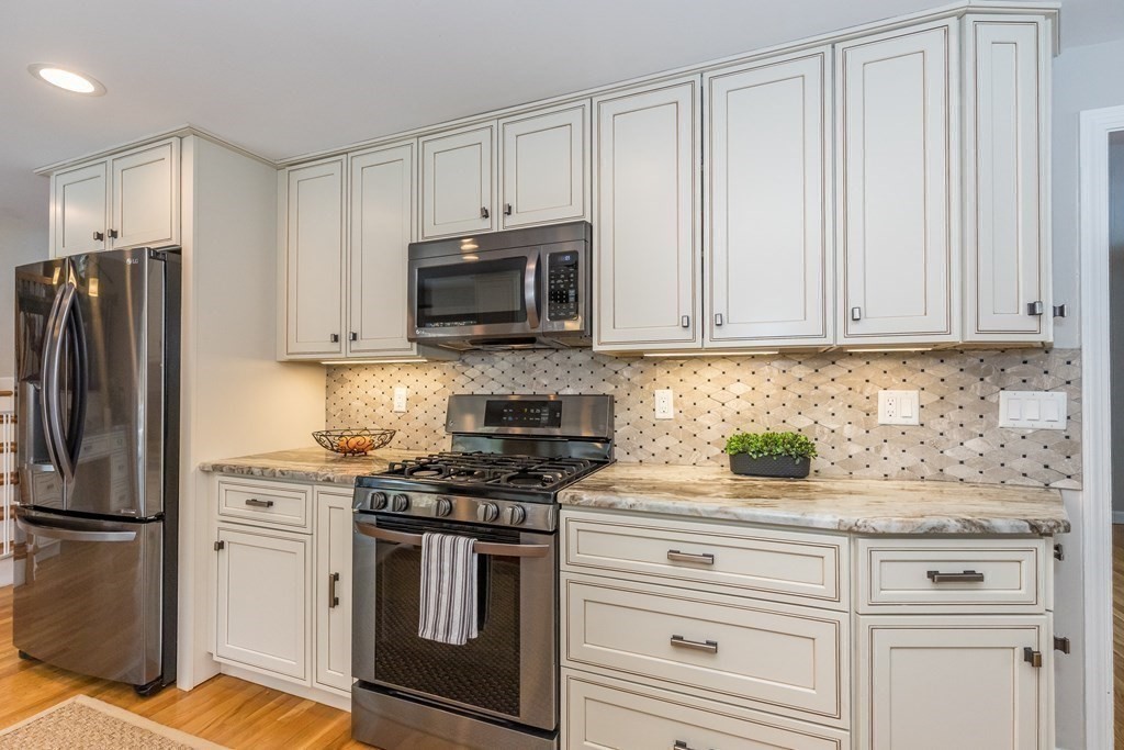 48 Plain Road Westford, MA 01886 - Photo 6 of 29