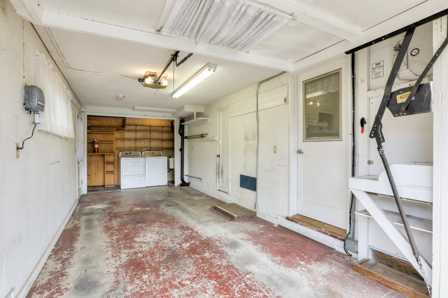 66 Church Street Mountain View, CA 94041 - Photo 40 of 45 a view of empty room with wooden floor and fan
