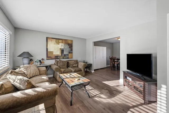 $440,000 | 1633 Majon Drive, Highland, MI 48356