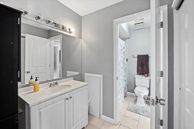 $440,000 | 1633 Majon Drive, Highland, MI 48356